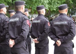 СМИ: замначальника карабинеров «покупал» секс с мальчиками за 50 евро