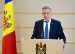 Депутат Вадим Фотеску выразил опасения, что власти могут помешать организовать празднования к Дню Победы