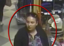 Женщина, обокравшая магазин одежды в Кишиневе, попала на видео