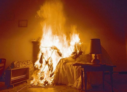 Женщина и двое мужчин погибли при пожарах в своих домах в трех районах Молдовы