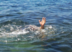 Трагедия на Скулянке - в озере парка La Izvor утонул мужчина