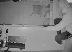 19-летний парень ограбил магазин и утащил свыше 10 тыс. леев