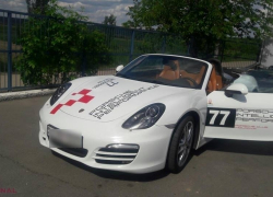 Полиция поймала и наказала водителя Porsche, ехавшего 250 км/ч