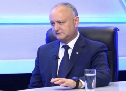 В нынешней ситуации говорить о досрочных выборах или политической борьбе – цинично, - Додон