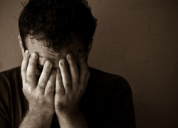 Мужчина повесился в своей квартире в Кишиневе после ухода жены и сына 