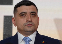 У Джордже Симиона по-прежнему запрет на въезд в Молдову. Суд перенесен