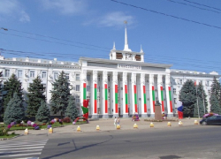 Приднестровье экономит: меньше денег на лечение и льготы, больше - на бюджетников