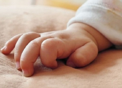 Единовременное пособие при рождении ребенка будет увеличено на 864 лея