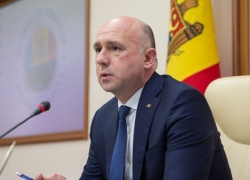 Филип божится, что не держится за свое депутатское кресло