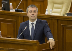 Крестоносец Сырбу - на веру, короля и... не против кредита