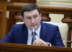 Односталко: Санду говорит о коррупции, но не видит коррупцию у себя под боком