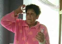 В молдавском селе мужчина избил соседку лопатой