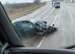 На Балканском шоссе произошла серьёзная авария, машина разбита в хлам
