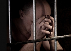 Сотрудник тюрьмы в Тараклии оказался в больнице после нападения зека