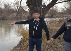 Сирийцы попытались сбежать из Молдовы на надувной камере