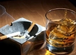 В Молдове 45 тыс. жителей - алкоголики, а 25% – табакозависимые