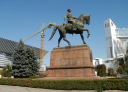 Министр: памятник Котовскому в Кишиневе бесценен