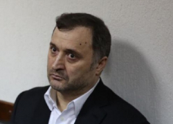 Влад Филат показал себя людям впервые за два года