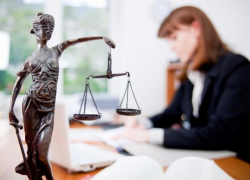 Открыта вакансия народного адвоката