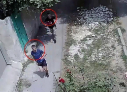 Серийных грабителей одиноких женщин на улицах поймали с помощью видеокамер