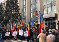 «Перчун – министр деградации»! ПСРМ протестовала у здания правительства