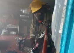 Пожарные спасли детей из горящего дома в Каушанах