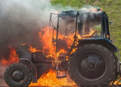 Под Рыбницей экс-жена подожгла любимый трактор бывшего мужа