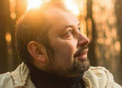 Известный украинский ведущий внезапно ушел из жизни после новогоднего корпоратива