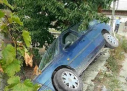 Сердечный приступ за рулем иномарки привел к ДТП и гибели водителя в Кишиневе