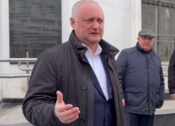 Додон призвал Украину не лезть с военной помощью в решение приднестровского вопроса