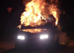 В столичном секторе Ботаника на ходу загорелся автомобиль