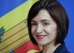 Санду поздравила молдавских и украинских женщин с праздником и вспомнила про феминизм