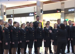 Молдавские полицейские борются с коррупцией песнями