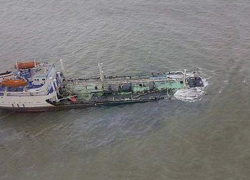 Сухогруз под флагом Молдовы сел на мель в Черном море