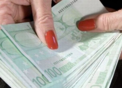 «Уходят за пару тысяч леев» - Партия Шора деньгами подкупает примаров и депутатов