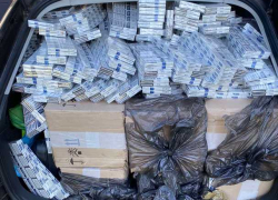 Молдавские таможенники задержали две крупные партии контрабандных сигарет 