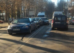 Карамболь на столичной улице: столкнулись сразу пять машин