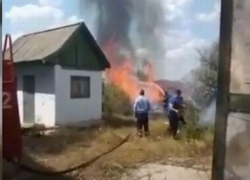 В Бессарабке пожар, горит бывший нефтяной терминал