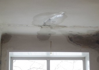 Змеи, обваливающийся потолок, свисающие провода, запах плесени - грустные реалии Кагульской районной больницы