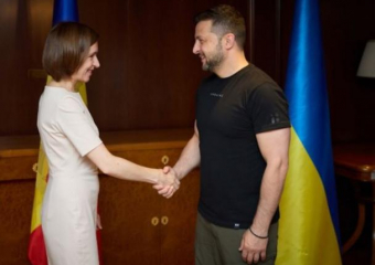 "Молдова наслаждается миром благодаря мужеству народа Украины". Санду – Зеленскому