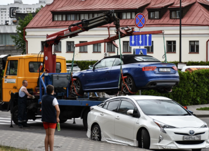 В Молдове упростят эвакуацию брошенных автомобилей