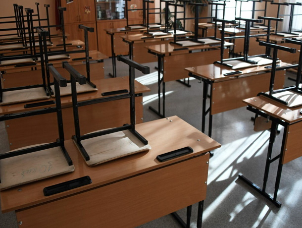 Год только стартовал, а в Молдове уже закрыли 13 учебных заведений
