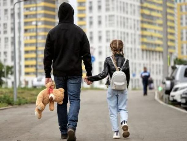 Молдова попала в топ стран с сайтами, распространяющими насилие над детьми