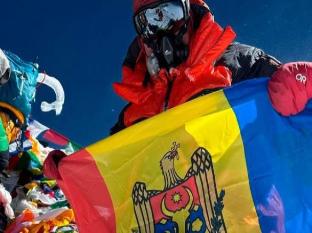 Житель Молдовы покорил Эверест