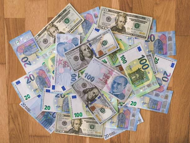 Молдавский лей еще больше обесценился – курсы валют на понедельник