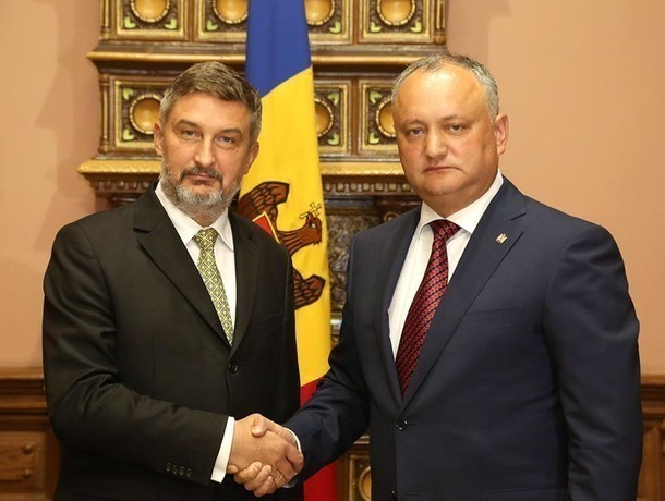 «Орденом почета» наградил президент посла Польши в Молдове