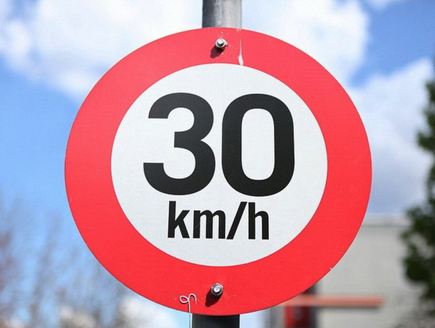 Скорость в центре Кишинева могут ограничить до 30 км/ч