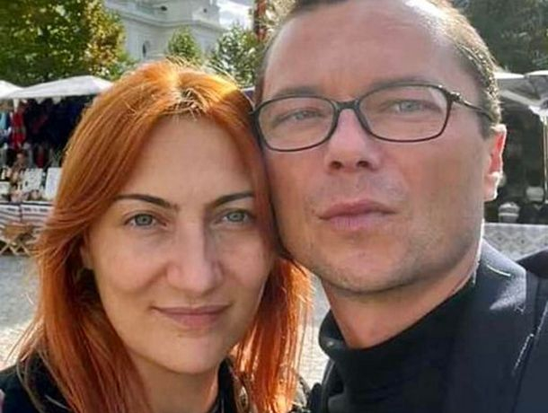 Супругу журналиста уволили с госслужбы: а не нужно было ее мужу критиковать власти!