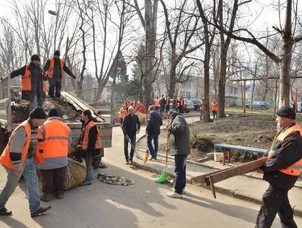 В молдавской столице стартовала весенняя генеральная уборка