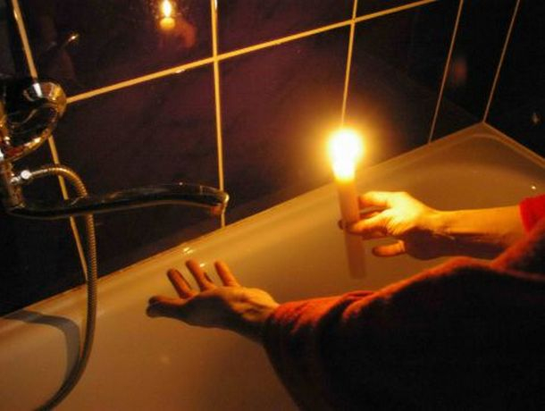 Тысячи жителей столицы и районов Молдовы останутся сегодня без электричества